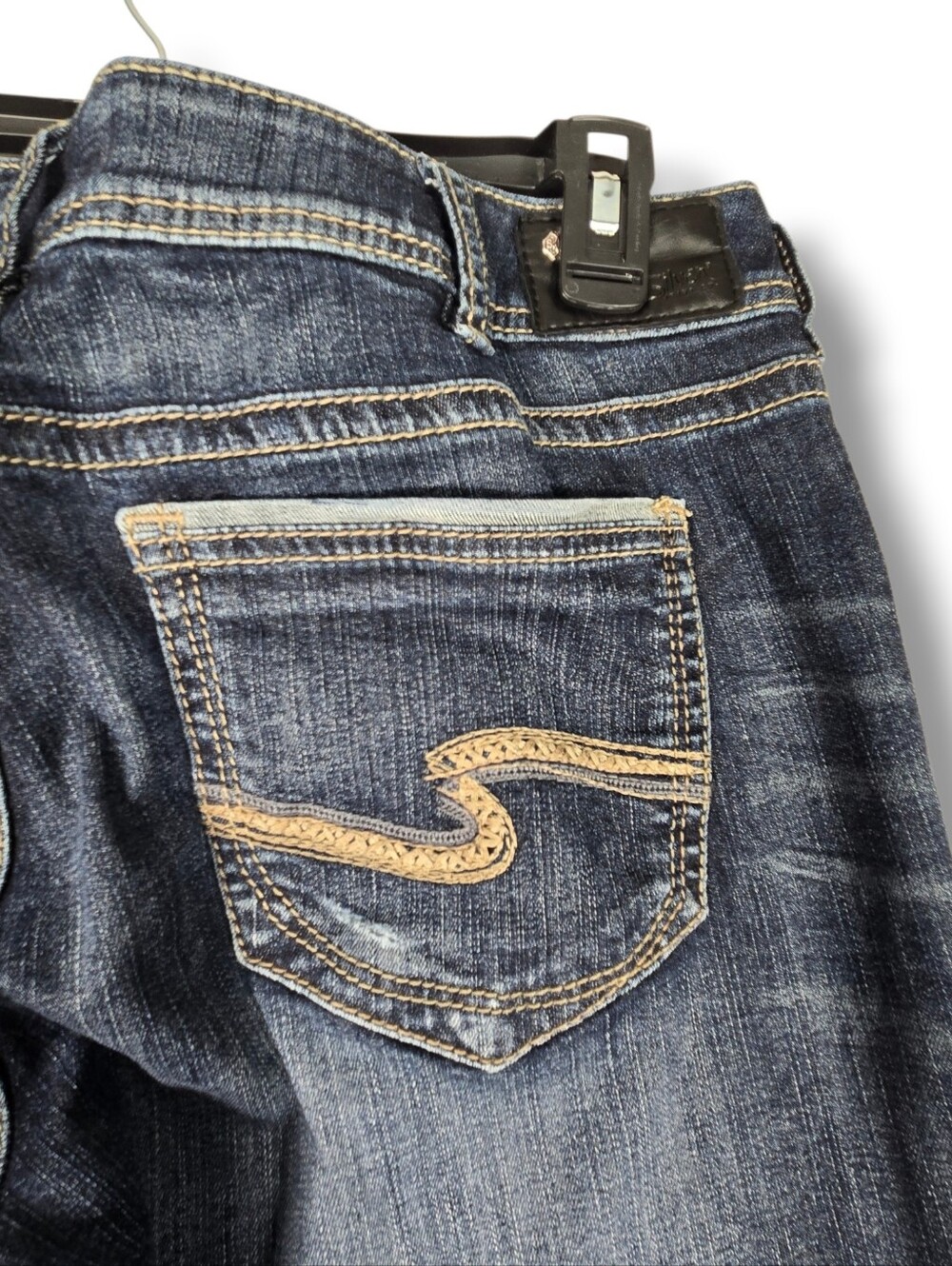 Silver Suki Low Rise Straight Leg Jean Womens Size 32 - Picture 7 of 15